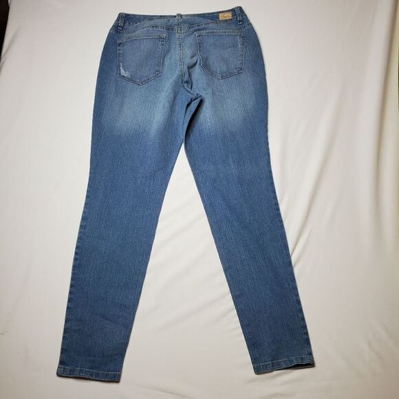 12 S & CO STYLE medium wash super soft low rise skinny jeans - Picture 1 of 15